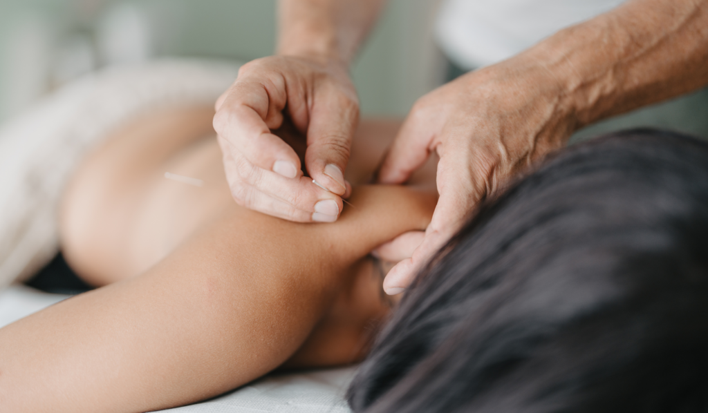 acupressure points upper back | ACA Acupuncture and Wellness