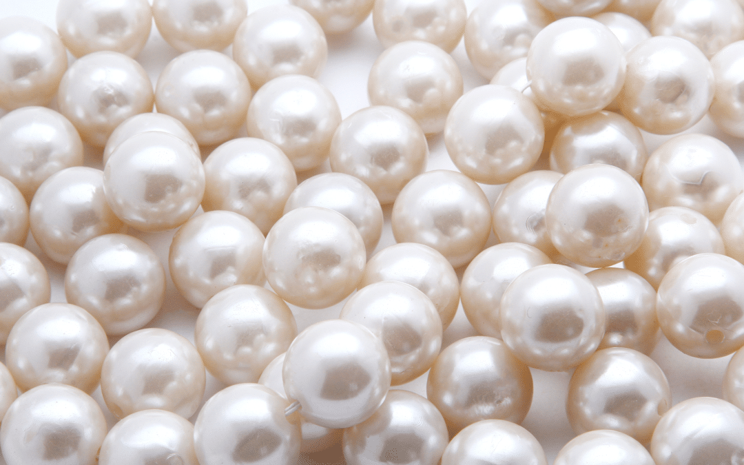 Pearl Powder in Traditional Chinese Medicine: Benefits, Uses, and Safety for Radiant Skin and Holistic Wellness