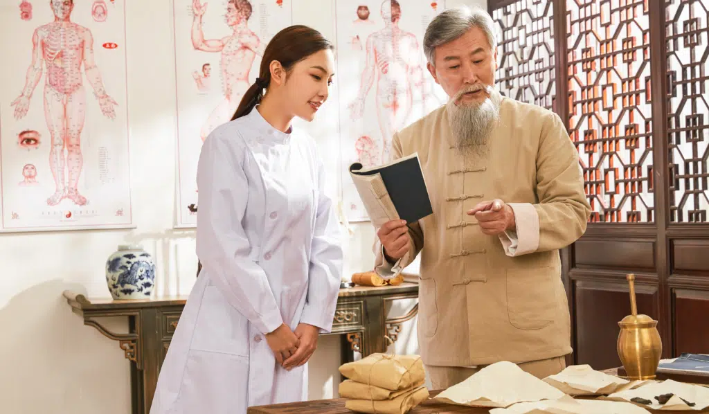 Advantages of Clinical TCM Treatment