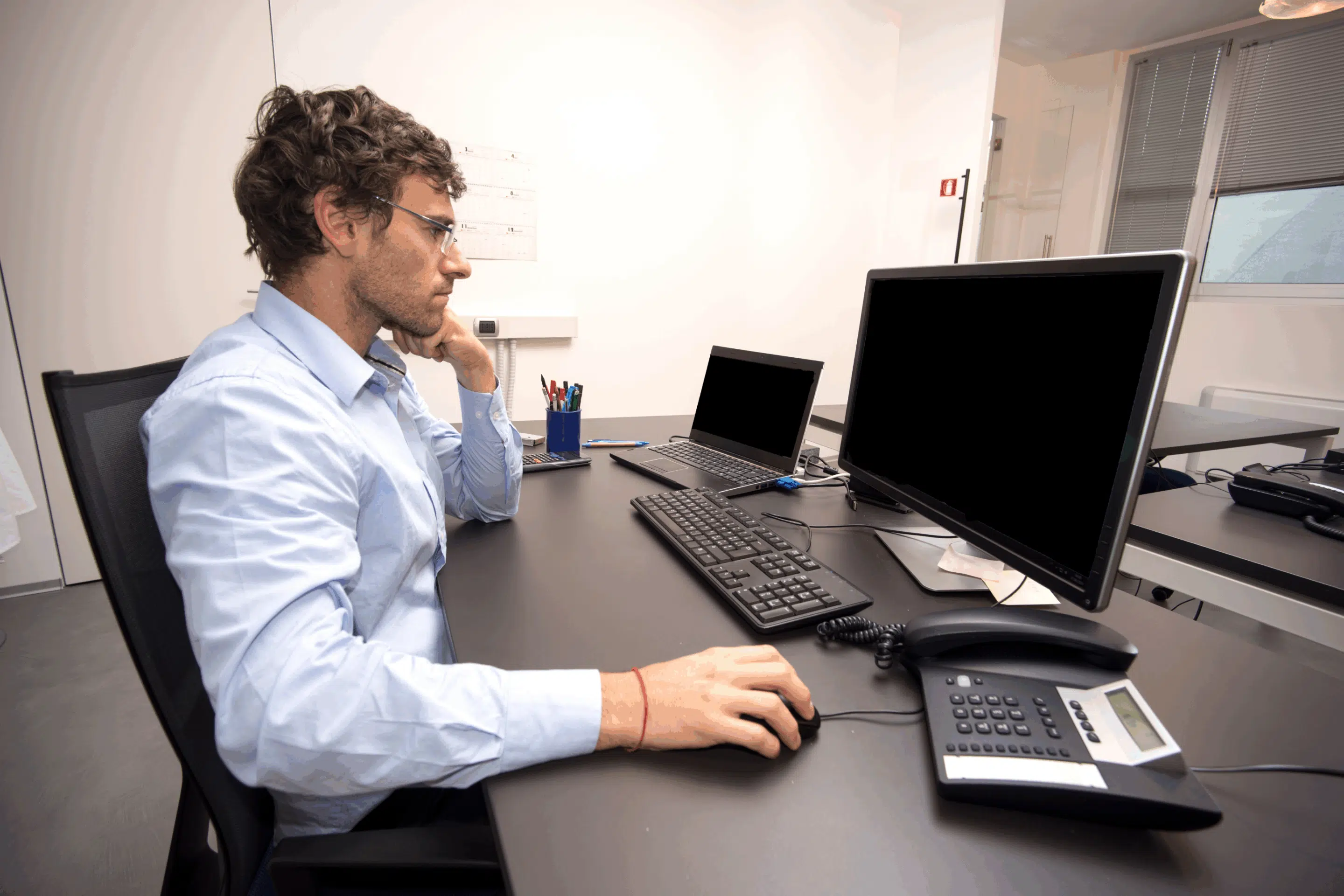 Cupping Therapy for Office Worker